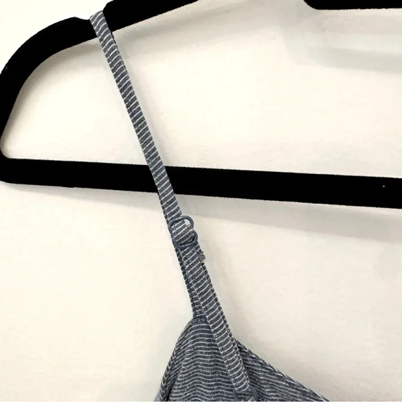 Gap camisole - Picture 2 of 6